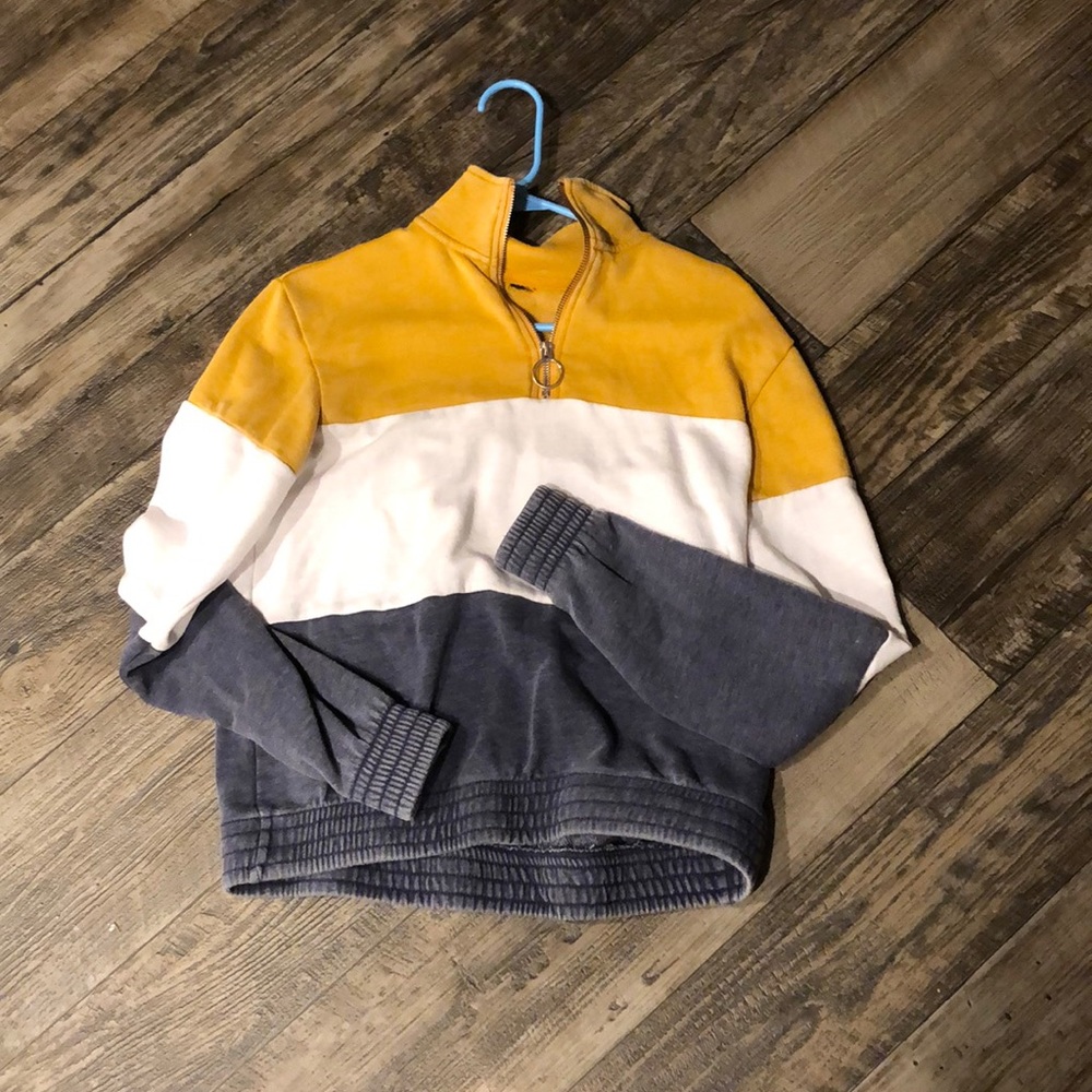 Zumiez Yellow, Blue, & White Zip Up Crewneck